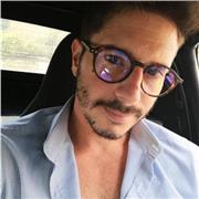 Docente di lingua Spagnola impartisce lezioni di grammatica, conversazione e/o scrittura per studenti di scuola media, liceo od università